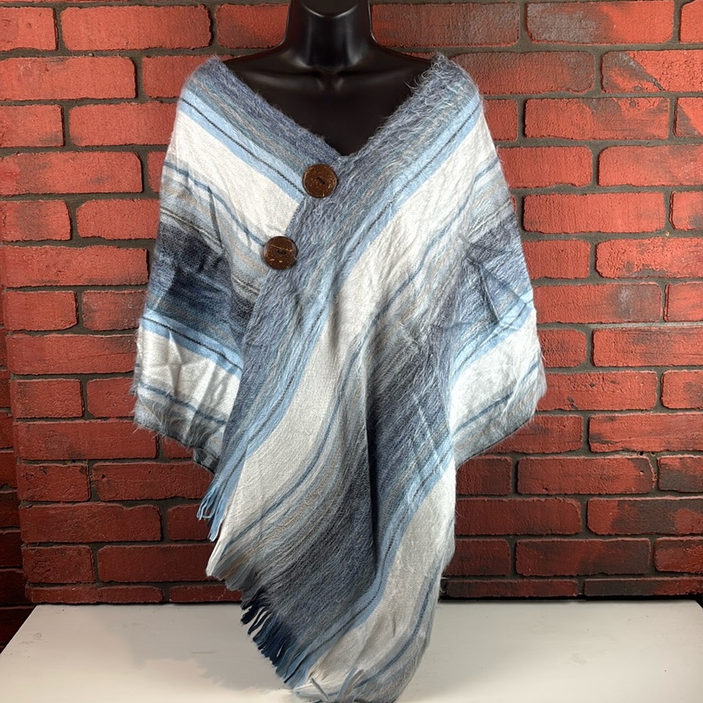 Amore a La Vida Poncho‎ Womans Alpaca Blend